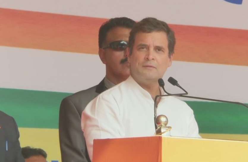 rahul.jpg झारखंडः राहुल ने पीएम मोदी को याद दिलाया उनका बयान, बीजेपी के सीएम को बताया भ्रष्ट