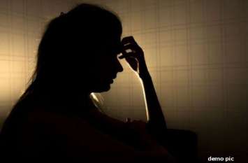 JDA JEN rape with 1alone woman Police constable Jaipur Rajasthan FIR जयपुर में अब महिला कांस्टेबल भी बनी शिकार, अकेली देख जेडीए अधिकारी की बिगड़ी नीयत, कर दिया रेप
