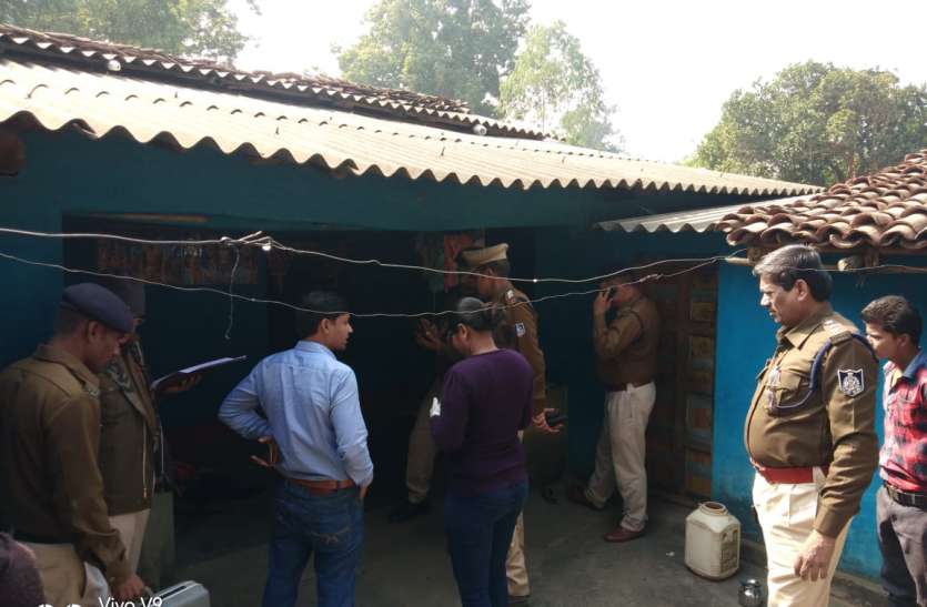 Husband dies in front of train after killing wife with sharp weapon धारदार हथियार से पत्नी की हत्या करने बाद ट्रेन के सामने आकर पति ने दी जान