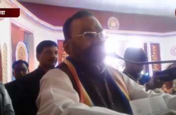 Swami Prasad Maurya in Boudh Sammelan गौतम बुद्ध की नीतियों से दुनिया है प्रभावित: स्वामी प्रसाद मौर्य