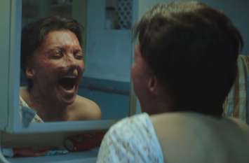 Chhapaak Movie Trailer starring Deepika Padukone watch online छपाक ट्रेलर: जब दीपिका ने तेजाब हमले के बाद पहली बार 'मालती' बन खुद को देखा शीशे में, ये सीन शर्तिया आपको हिला देगा
