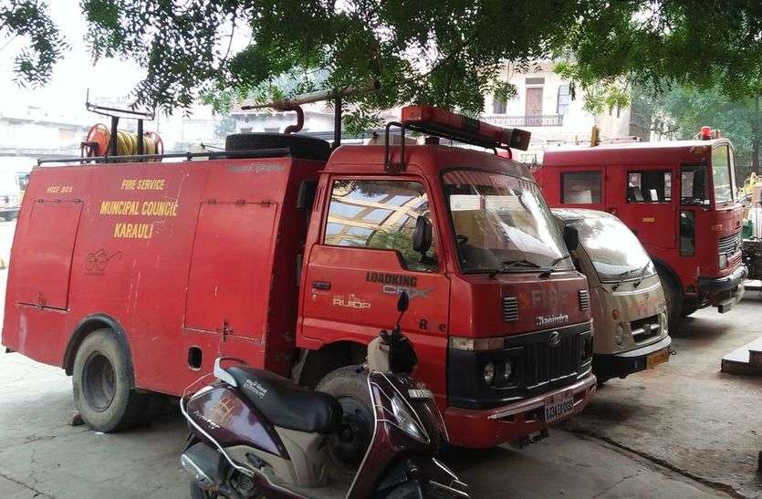 राहत के इंतजार में ही झुलस जाती हैं उम्मीदें राहत के इंतजार में ही झुलस जाती हैं उम्मीदें