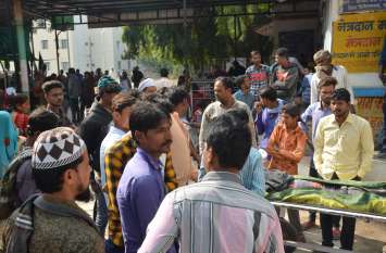 Wages died due to fall of under construction petrol pump wall पेट्रोल पंप की दीवार ढही, मलबे में दबकर मजदूर की दर्दनाक मौत