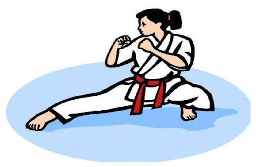 Self Defence आत्मरक्षा के लिए छात्राओं को जूडो, ताइक्वांडो व बॉक्सिंग की ट्रेनिंग