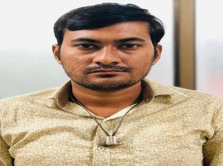BRIBE : क्या हुआ जब एक निर्माण को अवैध बता, महिला पार्षद ने मांगे एक लाख रुपए ?