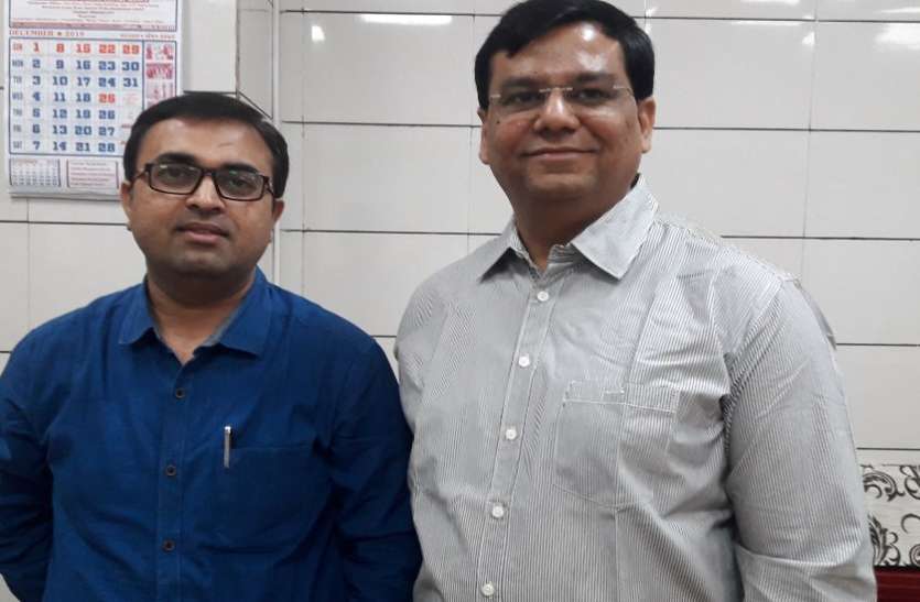 Ahmedabad Civil Hospital : बालिका के फेफड़े में पहुंचे पत्थर को बिना चीडफ़ाड़ के निकाला Ahmedabad Civil Hospital : बालिका के फेफड़े में पहुंचे पत्थर को बिना चीडफ़ाड़ के निकाला