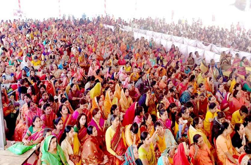 नृत्य के दौरान नीलांजना की मौत देख आदिकुमार को हुआ वैराग्य नृत्य के दौरान नीलांजना की मौत देख आदिकुमार को हुआ वैराग्य
