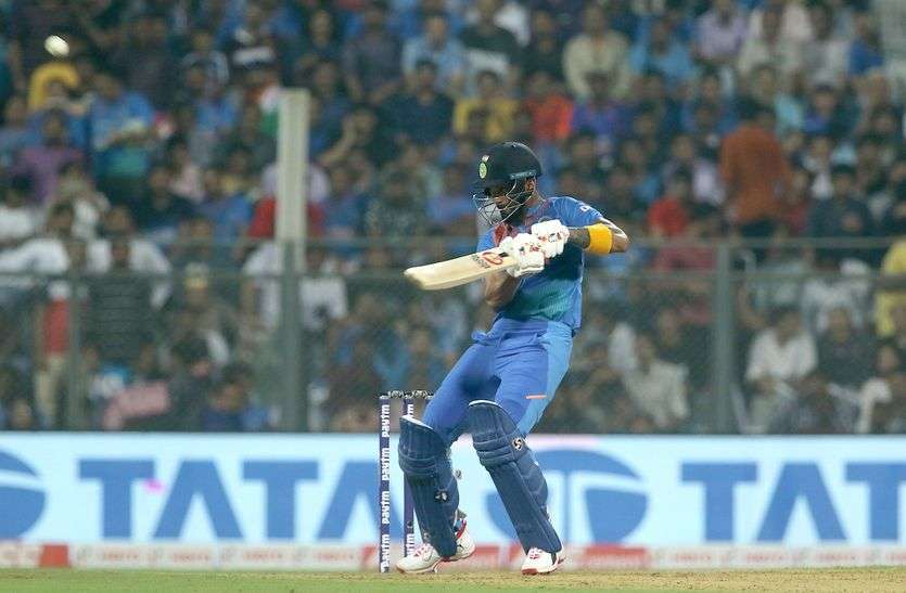 KL Rahul IND vs WI : बल्लेबाजों के बाद गेंदबाज भी चले, बड़ी जीत के साथ भारत ने किया सीरीज पर कब्जा