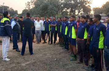 Singrauli Collector trains youth for employment कलेक्टर की एक पहल और खुशहाल हो गया 300 से अधिक परिवार