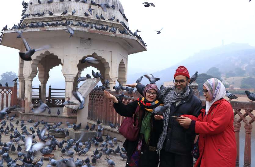 उत्तरी भारत में बर्फबारी से राजस्थान के न्यूतम तापमान में गिरावट, माउंट आबू पहुंचा 2.2 डिग्री उत्तरी भारत में बर्फबारी से राजस्थान के न्यूतम तापमान में गिरावट, माउंट आबू पहुंचा 2.2 डिग्री