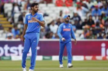 Shardul Thakur Replaced to Bhuvneshwar Kumar for ODI Series धवन के बाद भुवनेश्वर भी वनडे सीरीज से बाहर, इस तेज गेंदबाज ने ली टीम में उनकी जगह