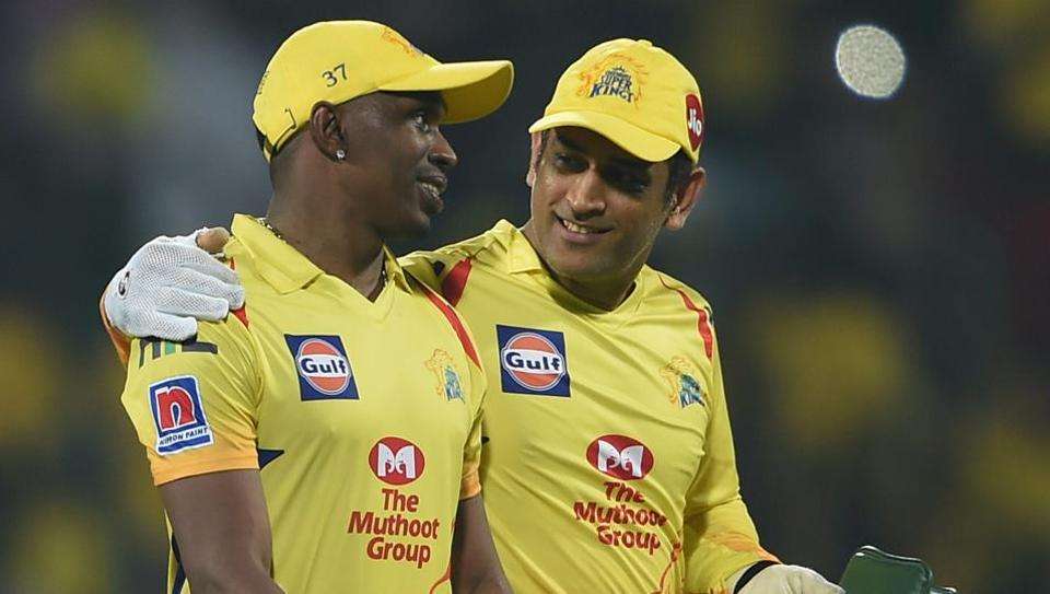 bravo_and_dhoni.jpg