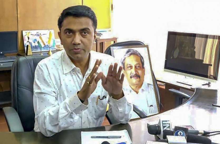 goa-cm-pramod-sawant-pti.jpg गोवा सीएम प्रमोद सावंत बोले- पर्रिकर ने मुझ में भरा अपना जोश, 16 घंटे करता हूं काम