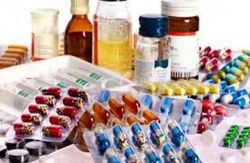डॉक्टरों के घर पर संचालित दुकानें होंगी बंद डॉक्टरों के घर पर संचालित दुकानें होंगी बंद