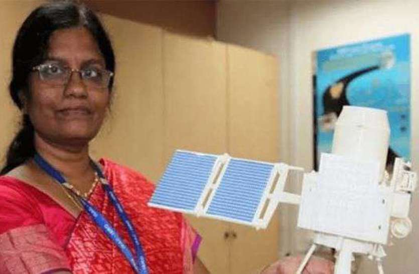 88943b9d621a06029d5b0dd0e8caea44.jpg Chandrayaan3 को लेकर ISRO का बड़ा फैसला, पिछले मिशन की प्रोजेक्ट डायरेक्टर को टीम से हटाया