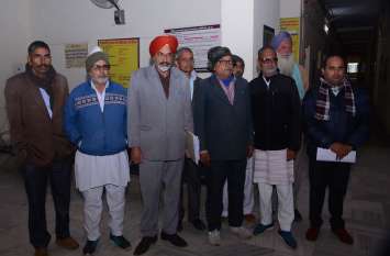 Controversy over public transport and roadways bus stand लोक परिवहन व रोडवेज बसों के स्टैंड को लेकर हुआ फिर विवाद