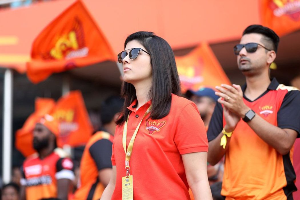 Ipl Auction 2020 Mystery Girl Kaviya Maran - आईपीएल नीलामी में छा गई मिस्ट्री गर्ल, जानें कौन है ये लड़की जिस पर फिदा हुई जनता | Patrika News