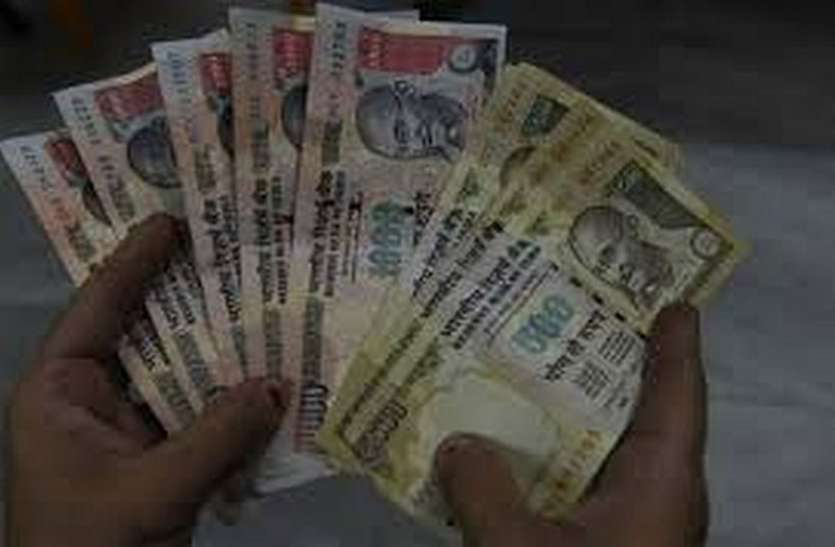 FAKE CURRENCY : पंजाब में छापे जा रहे नकली नोट पंजाब में छापे जा रहे नकली नोट, हरियाणा पुलिस ने बरामद की मशीन