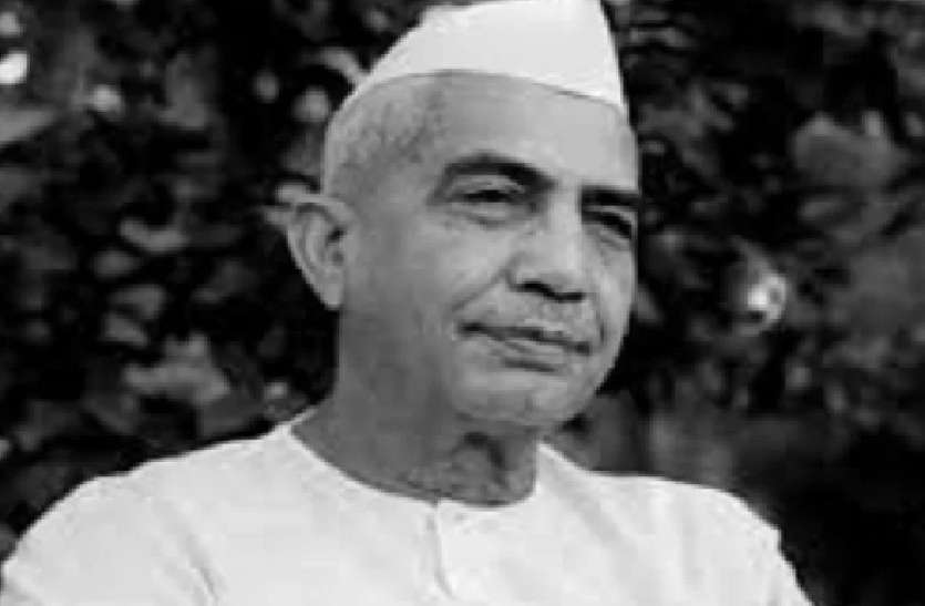 meerut Chaudhary Charan Singh: ब्रिटिश काल में किसानों की आवाज उठाकर बने थे मसीहा