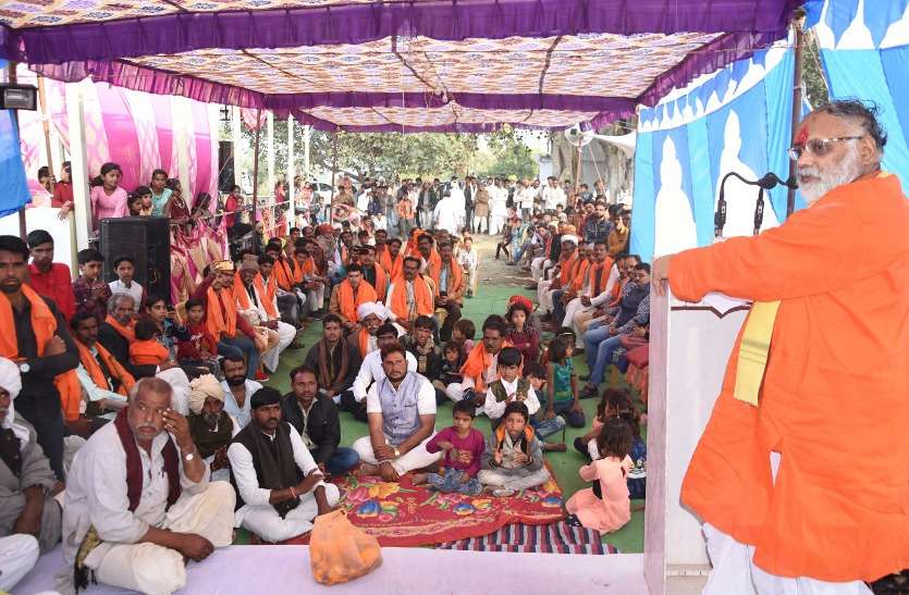 Legislator visited villages विधायक ने इमलानी सेक्टर के गांवो को दी 2.5 करोड़ रूपए की सौगात