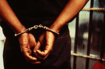 Police arrested fake IAS who fraud rs 3.80 Lakh with Ratangarh MLA फर्जी आइएएस ने विधायक को झांसा दे ठगे लाखों रुपए, आखिर पुलिस के हत्थे चढ़ा शातिर बदमाश