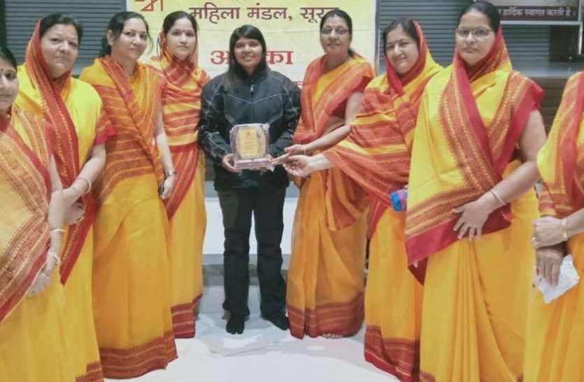 राजस्थान की निडर बेटी के सम्मान में बिछाए पलक-पांवड़े राजस्थान की निडर बेटी के सम्मान में बिछाए पलक-पांवड़े