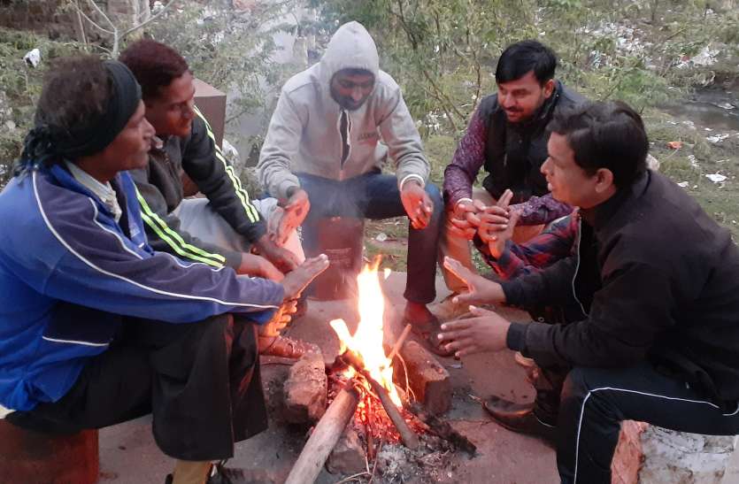 cold weather in ajmer महाराष्ट्र की ओर घुमा साइक्लोनिक सर्कुलेशन, प्रदेश में ओलावृष्टि की आशंका खत्म, अब 6 जनवरी के बाद फिर पलटेगा मौसम
