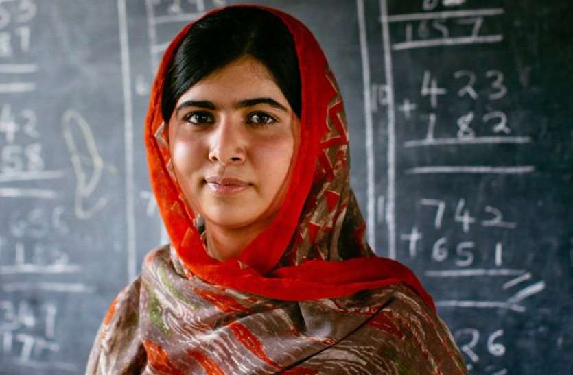 Malala Yousafzai मलाला बनी 'सदी की सबसे प्रसिद्ध किशोरी', कभी सबसे कम उम्र में जीता था नोबेल पुरस्कार
