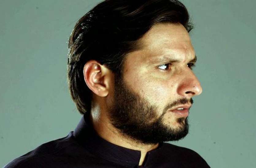 China replies to shahid afridi उइगर मुसलमानों के मुद्दे पर चीन की शाहिद अफरीदी को नसीहत- खुद आकर देखें हालात