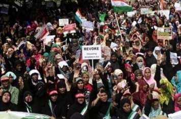 Tamil Nadu: Protest Against CAA स्टालिन, कनिमोझी ने 'कोलम' के जरिए किया CAA का विरोध