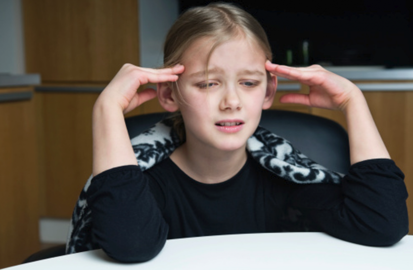 Headaches in kids: बच्चे काे रहता है सिरदर्द, ताे न करें नजरअंदाज