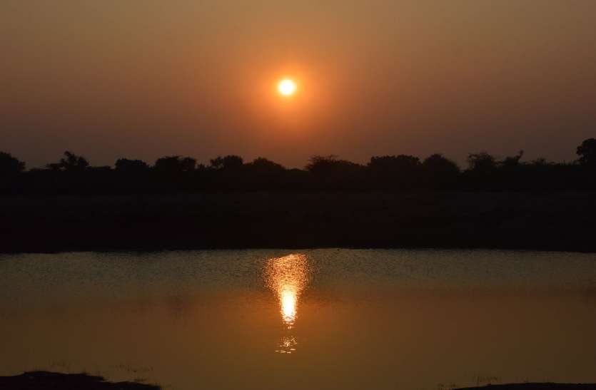 So far mercury remains at 370, it will reach 40 at the end of the week अब तक 370 रहा पारा, हफ्ते के आखिर में पहुंचेगा 40 पर