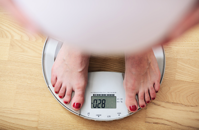 weight loss Weight Loss Tips: जल्दी से वजन कम करने की सोच रहे हैं तो जरूर पढ़ें ये जानकारी, नहीं तो उठानी पड़ सकती है परेशानी