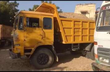 Illegal transport gravel, 'Kaun Banega Crorepati' show made for police बजरी का अवैध परिवहन पुलिस के लिए बना 'कौन बनेगा करोड़पति' का शो, राजधानी की दो थाना पुलिस भिड़ी