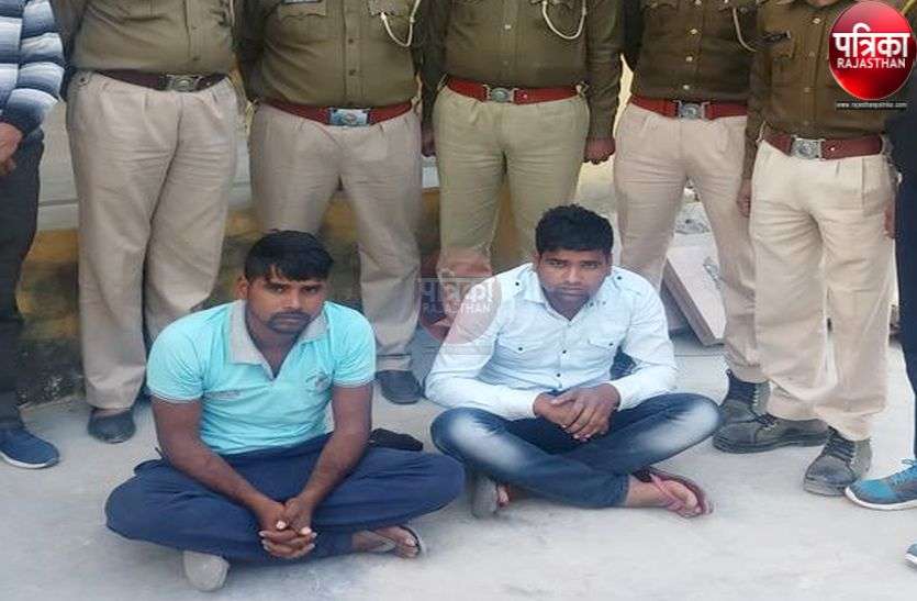 व्यापारी की जेब से चुराए थे डेढ़ लाख रुपए, आरोपी गिरफ्तार व्यापारी की जेब से चुराए थे डेढ़ लाख रुपए, आरोपी गिरफ्तार