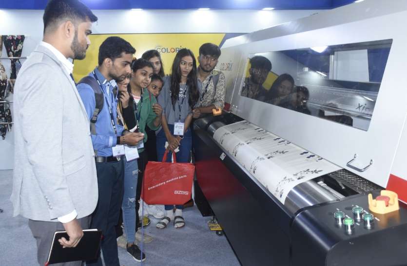 मन की कल्पना को साकार करने वाला मशीन आ गया प्रिन्टिंग में !!! मन की कल्पना को साकार करने वाला मशीन आ गया प्रिन्टिंग में !!!