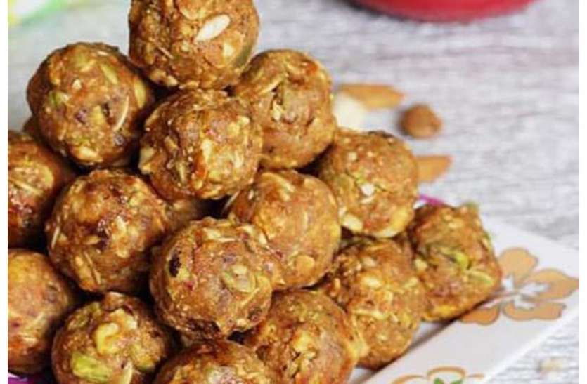 gud_ke_fayde.jpg Health Tips : खुद को ठंड से बचाने के लिए खाएं ड्राई-फ्रूट्स और गुड़ के बने आइटम, जानें और भी फायदे