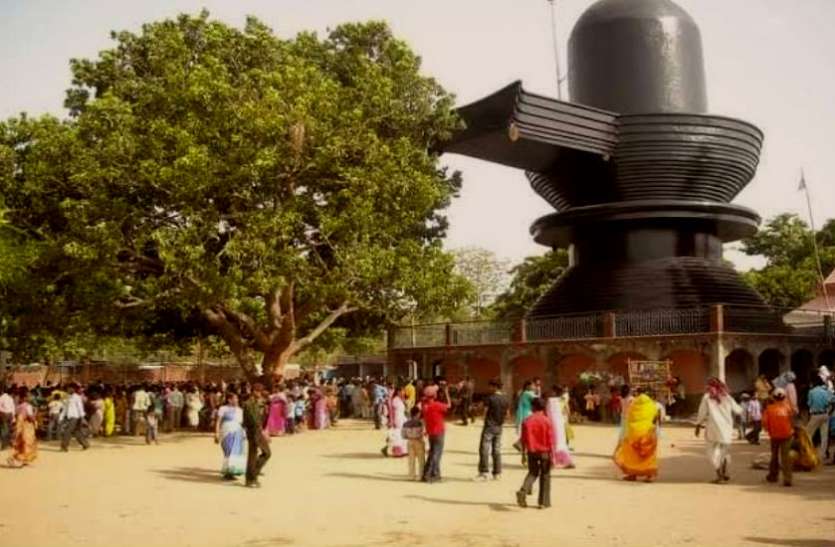 harihar_dham.jpg 'चट मंगनी पट ब्याह' के लिए प्रसिद्ध है यह धाम, विदेशों से भी आते हैं श्रद्धालु