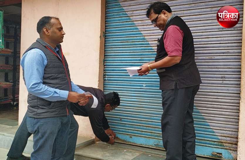 बांसवाड़ा : जिले में बंगाल का झोलाछाप गिरफ्तार, दुकानें छोडकऱ भाग गए कई झोलाछाप, तीन अवैध क्लीनिक सील बांसवाड़ा : जिले में बंगाल का झोलाछाप गिरफ्तार, दुकानें छोडकऱ भाग गए कई झोलाछाप, तीन अवैध क्लीनिक सील
