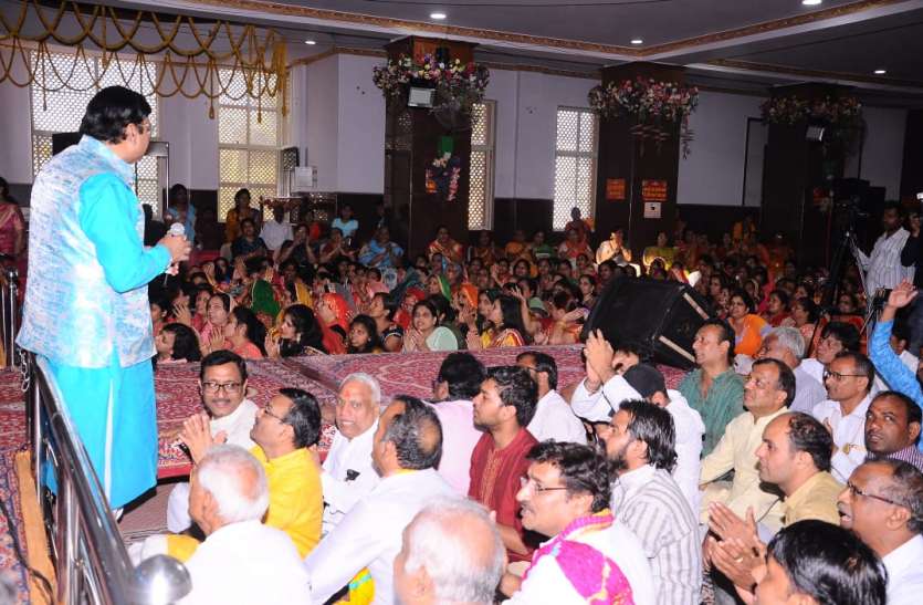 बोलो-बोलो प्रेमियों श्याम बाबा की जय ... बोलो-बोलो प्रेमियों श्याम बाबा की जय ...