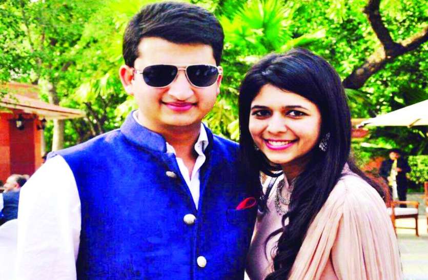 Mhow accident : भैया-भाभी के उठावने पर फूट-फूटकर रोई बहन, बोली - मैं नहीं जी पाऊंगी आपके बिना Mhow accident : भैया-भाभी के उठावने पर फूट-फूटकर रोई बहन, बोली - मैं नहीं जी पाऊंगी आपके बिना