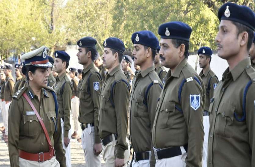 अब हाईटेक होगी इंदौर पुलिस, शहर में होने वाले हर आयोजन पर ऐसे रहेगी नजर अब हाईटेक होगी इंदौर पुलिस, शहर में होने वाले हर आयोजन पर ऐसे रहेगी नजर