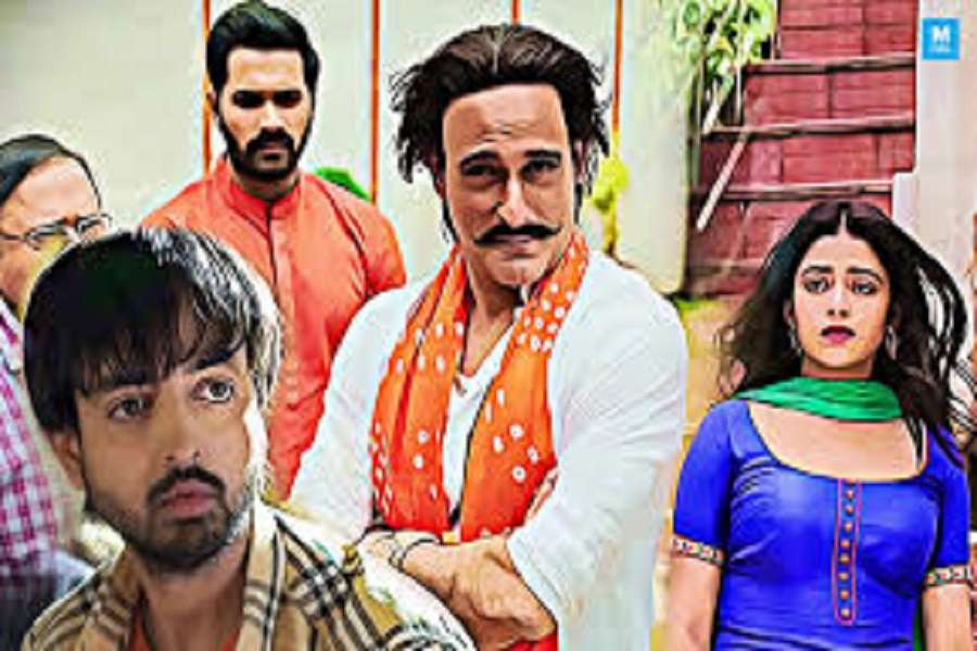 Review: पूरी फिल्म में ढूंढ़ते रह जाओगे 'सब कुशल मंगल...'