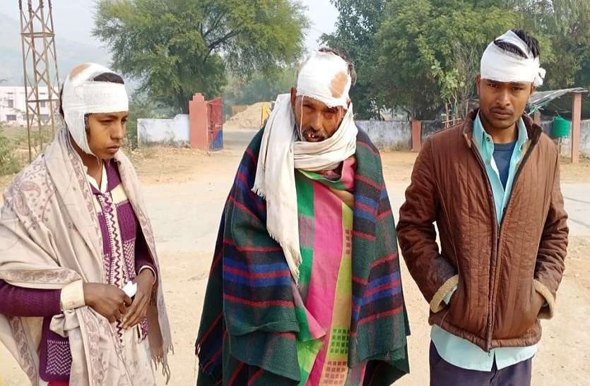 दो पक्षों में झगड़ा, आधा दर्जन लोग घायल दो पक्षों में झगड़ा, आधा दर्जन लोग घायल