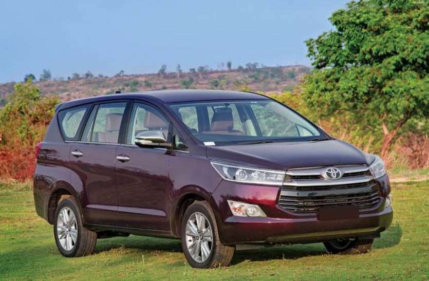 Toyota Innova Crysta महज 50,000 रुपये में आपकी हो जाएगी नई Toyota Innova Crysta BS6