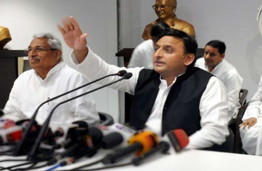 जेएनयू मामले पर अखिलेश ने प्रेस कॉन्फ्रेंस कर किया बड़ा खुलासा, कहा - एक ही कपड़े, एक ही रंग के लोग हर जगह कर रहे हमला जेएनयू मामले पर अखिलेश ने प्रेस कॉन्फ्रेंस कर किया बड़ा खुलासा, कहा - एक ही कपड़े, एक ही रंग के लोग हर जगह कर रहे हमला