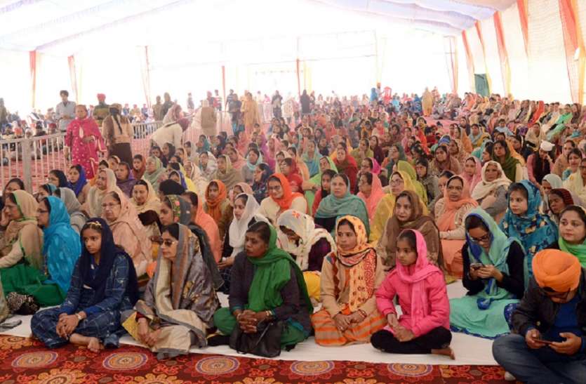 वाह-वाह गोविंद सिंह आपै गुरु चेला...सिखों के दसवें गुरु को किया याद वाह-वाह गोविंद सिंह आपै गुरु चेला...सिखों के दसवें गुरु को किया याद