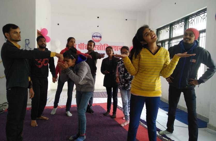 गोरखपुर महोत्सव में मनोरंजन के साथ जनजागरूकता कार्यक्रम भी होंगे आकर्षण का केंद्र गोरखपुर महोत्सव में मनोरंजन के साथ जनजागरूकता कार्यक्रम भी होंगे आकर्षण का केंद्र