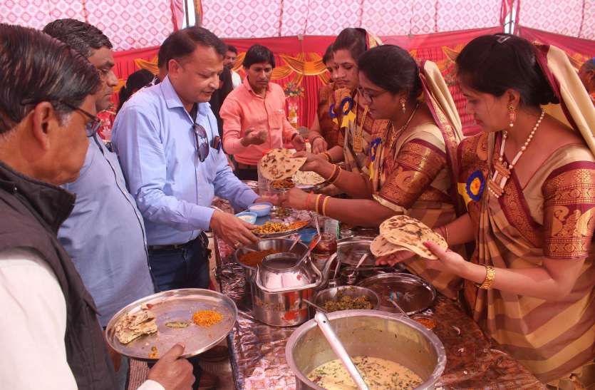 खंडवा गुर्जर महिला मंडल ने मेले का किया आयोजन संक्राति मेला में निमाड़ी व्यंजन को लिया आनंद