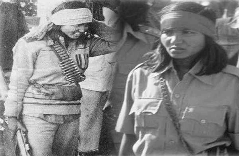 phoolan devi killed 20 people in india जब इस महिला ने 20 लोगों को एक लाइन में खड़ा कर गोलियों से कर दिया था छलनी, कई बार हुआ था रेप